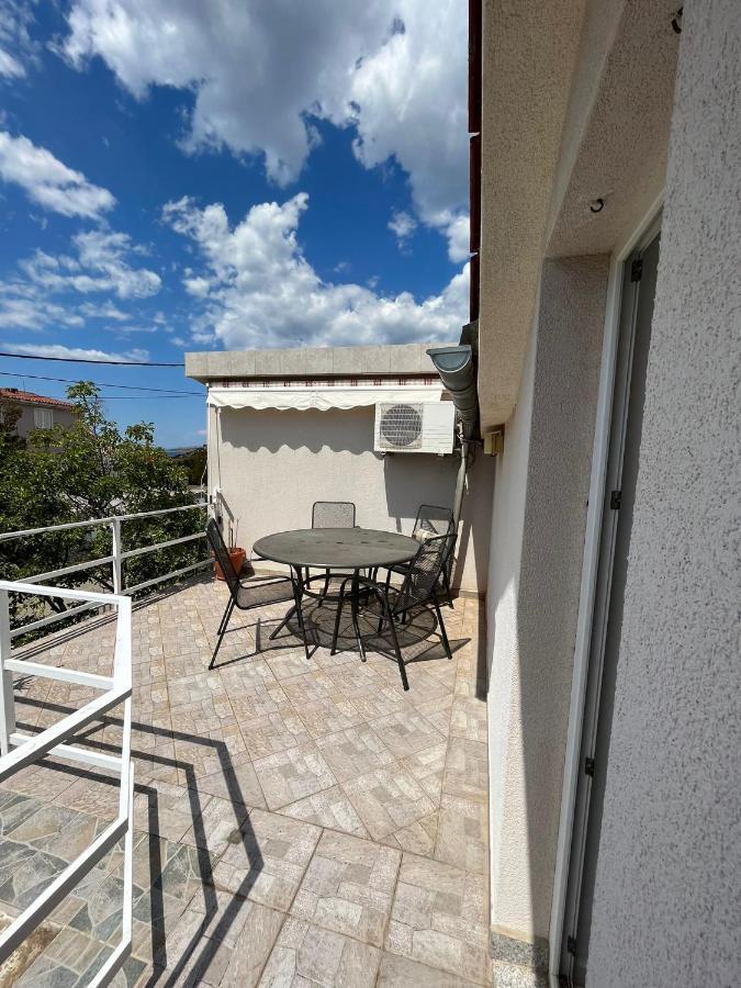 Apartments Tea Карлобаг Экстерьер фото